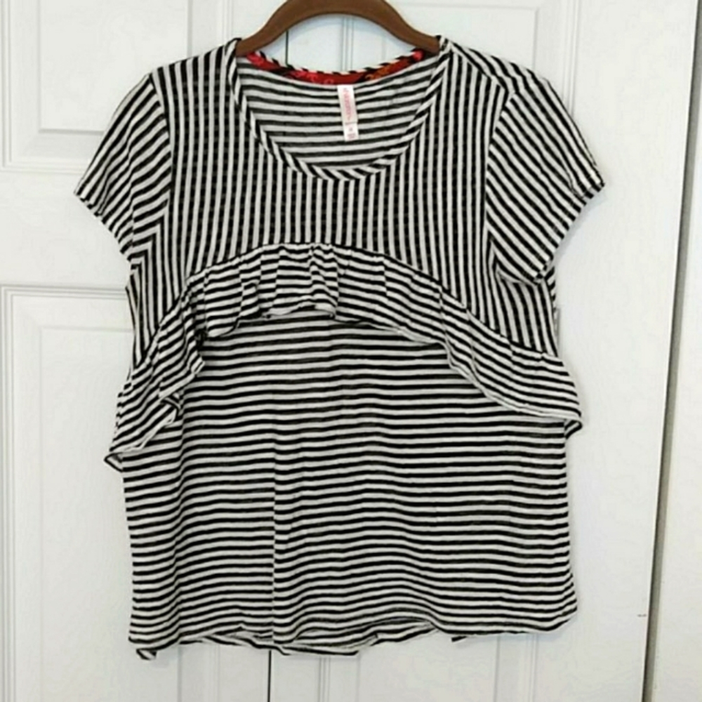 Xhilaration ruffle stripe tee